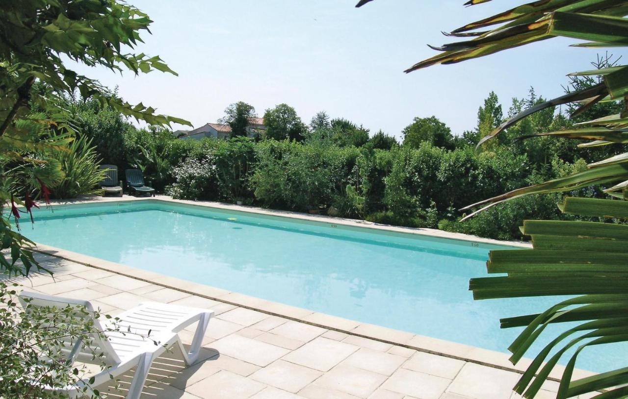 Beautiful Home In La Jonchere With 3 Bedrooms, Outdoor Swimming Pool And Heated Swimming Pool Extérieur photo